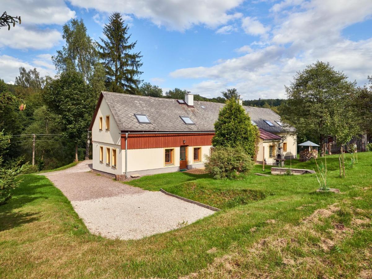 Holiday Home In Lampertice With Swimming Pool Екстер'єр фото